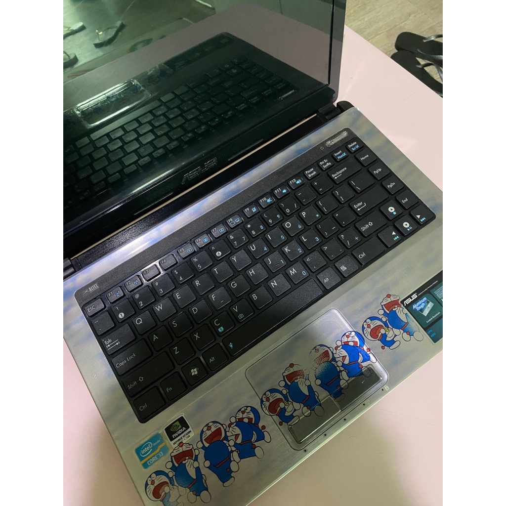 Laptop asus A43S preloved kelengkapan charger original