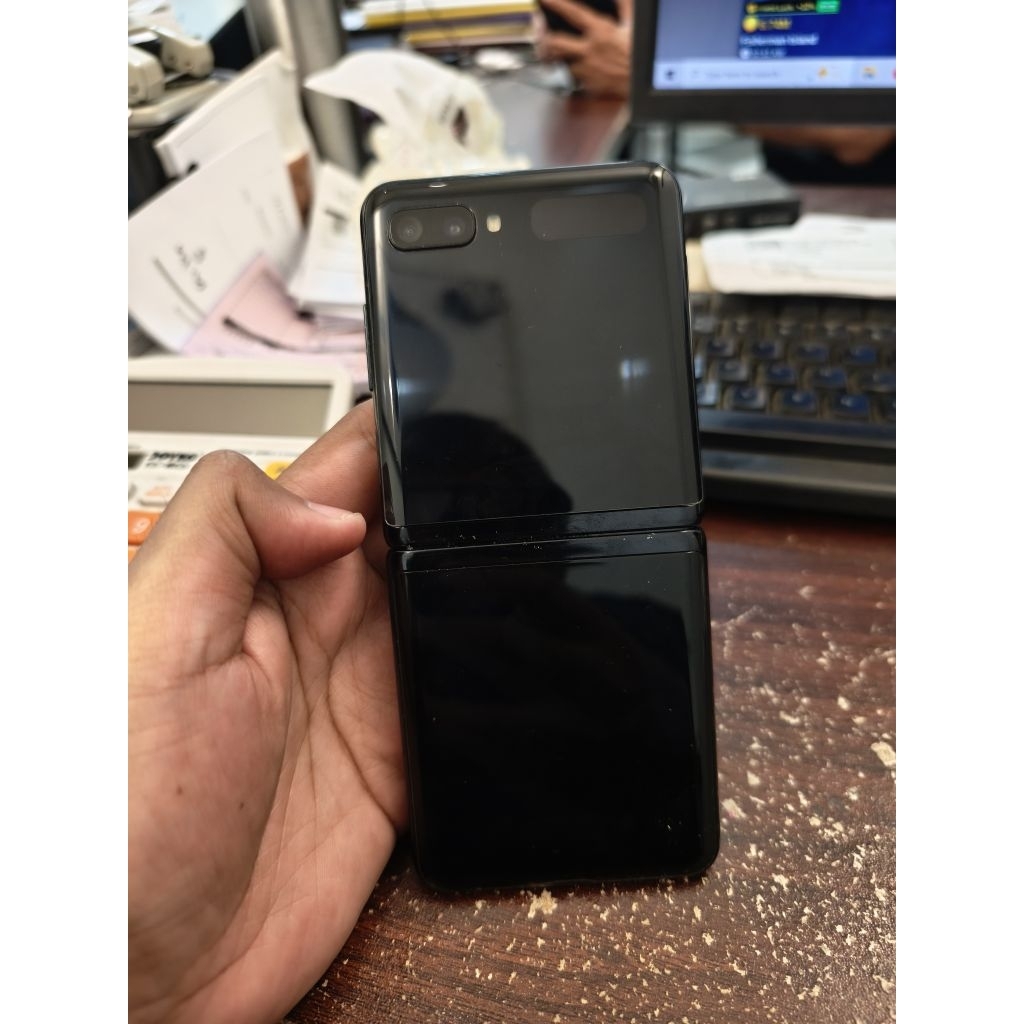 Samsung Z Flip 1