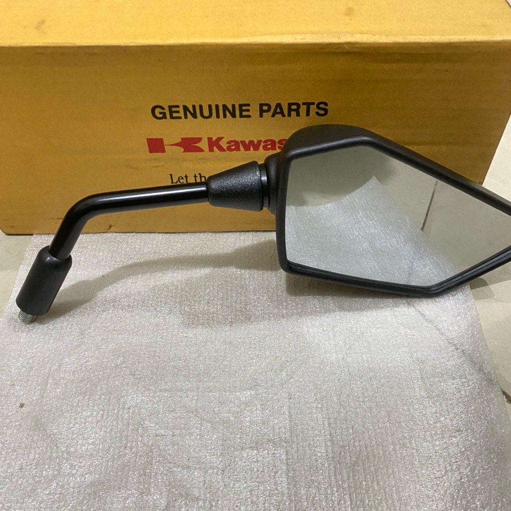 kaca spion kanan kawasaki dtracker 150 dtracker 250