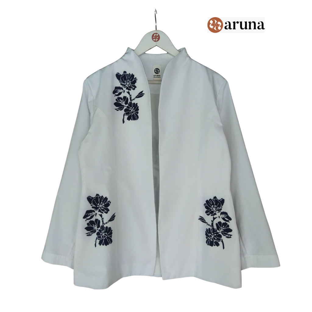 Blazer Wanita Desain Modern dan Stylish | Jas Batik Tulis