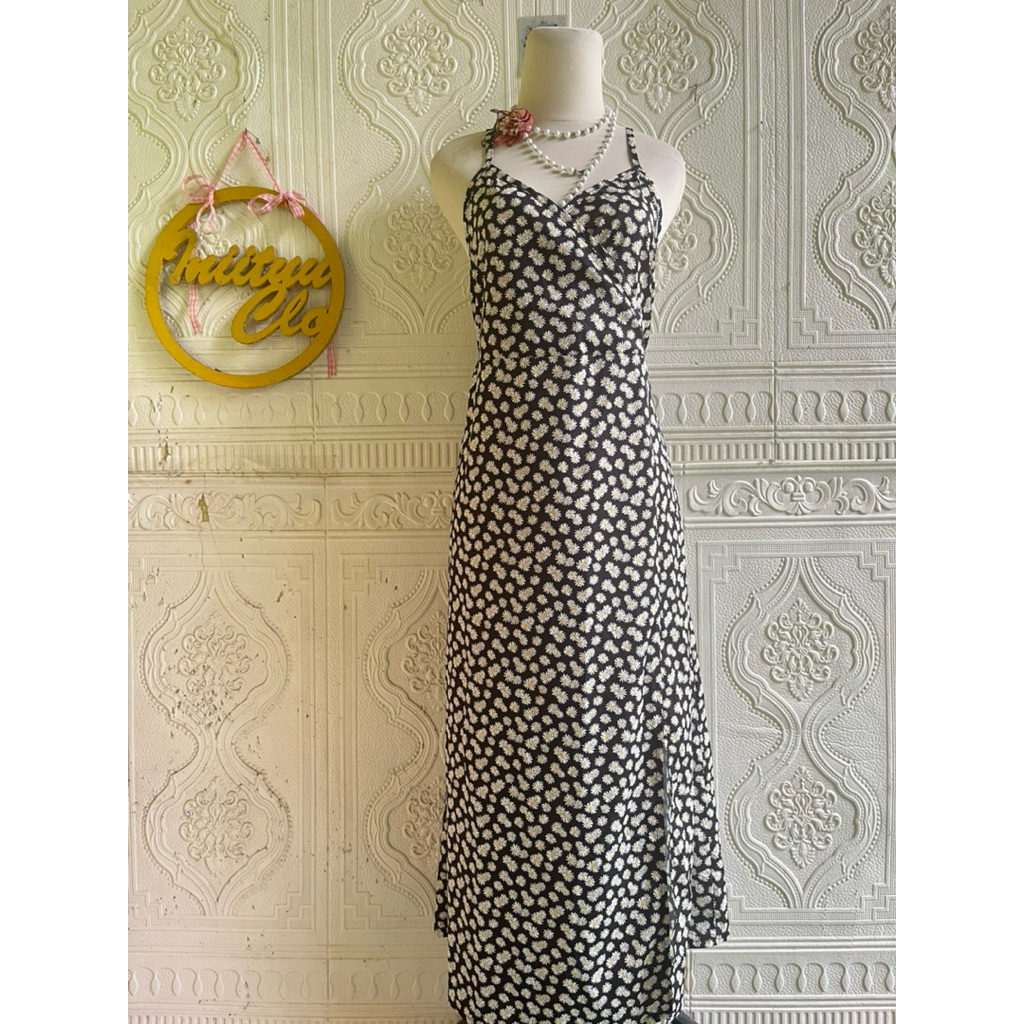 Daisy dress kerah V dress pantai motif daisy