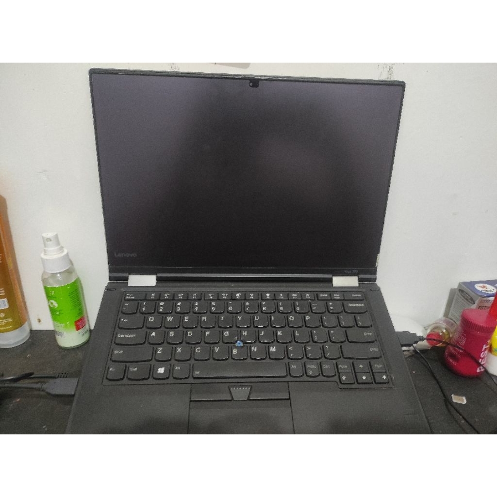 Lenovo Thinkpad Yoga 370(bekas)