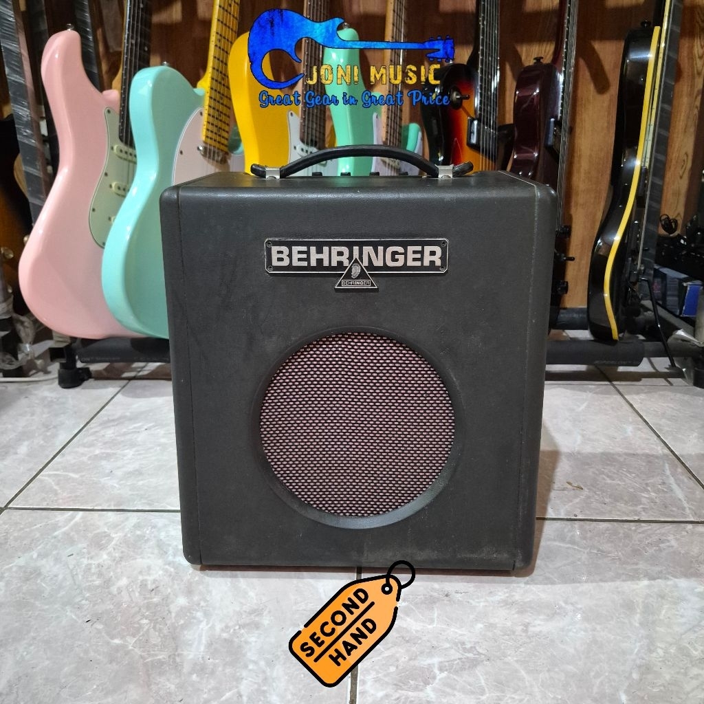 Ampli Bass Behringer Thunderbird BX108
