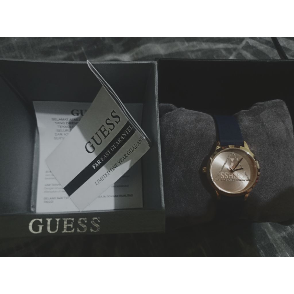 jam tangan merek guess asli