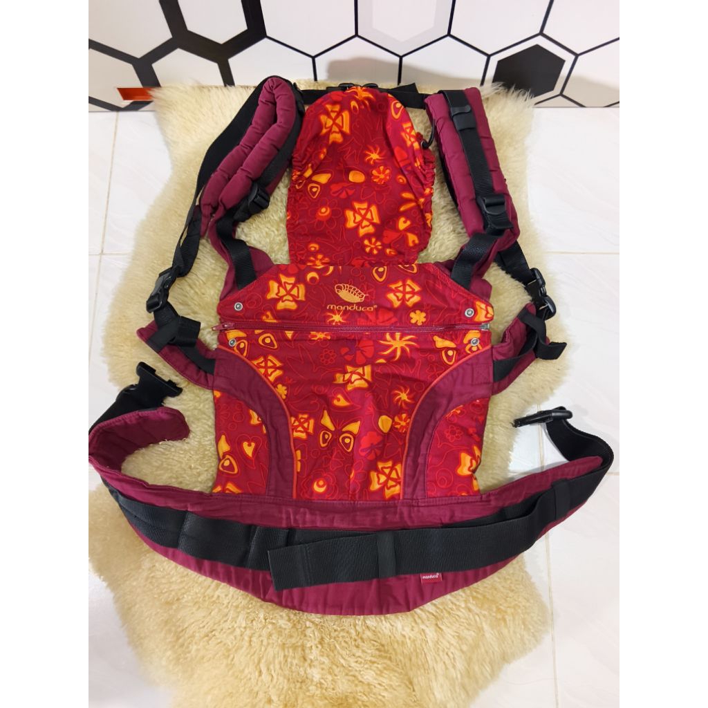 Gendongan bayi/Manduca baby carrier