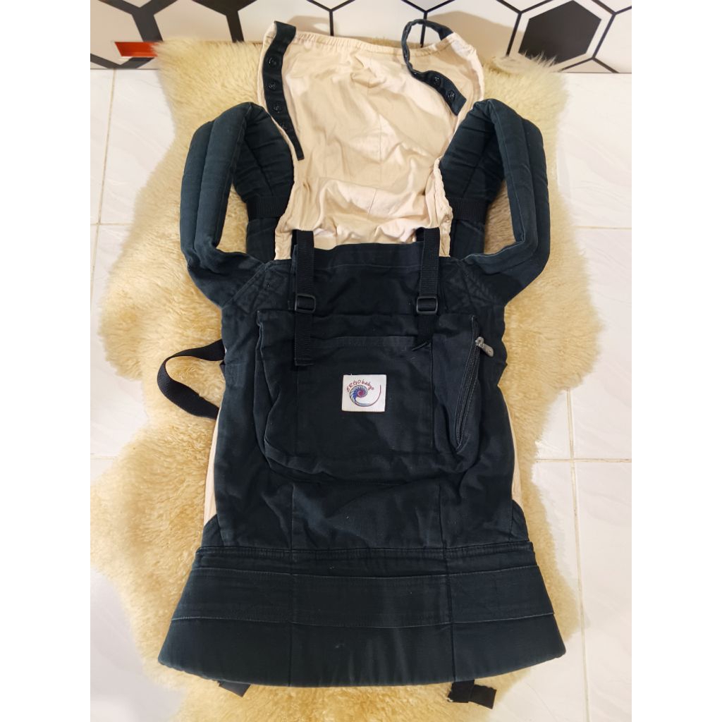 Gendongan bayi/Ergobaby baby carrier