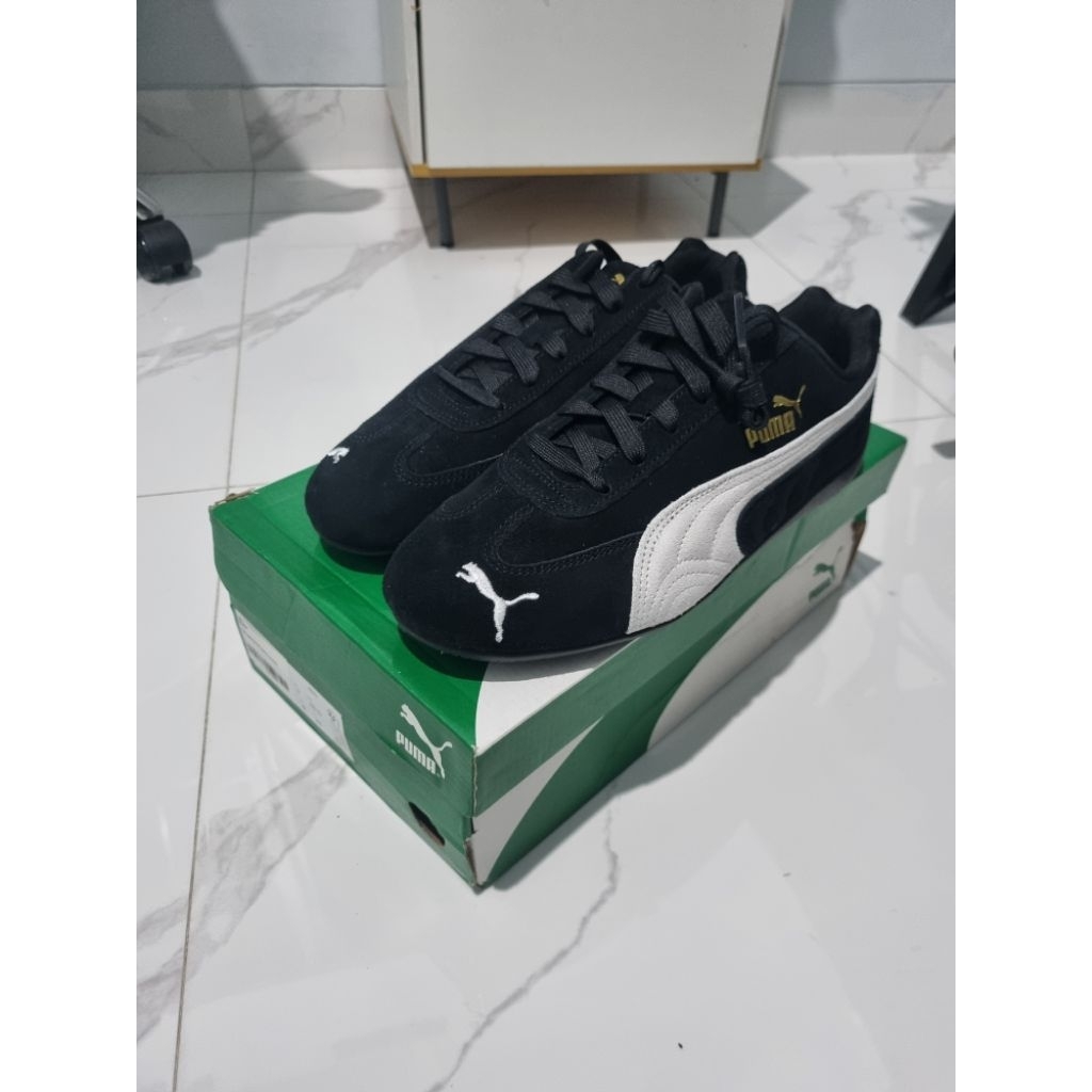 Sepatu Sneakers Puma Speedcat OG Desain Elegan Warna Hitam Putih Sz 40.5