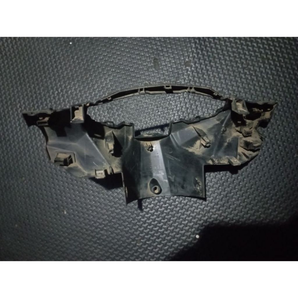 batok kepala belakang vario 125/150 led old 2015-2017 iss original copotan