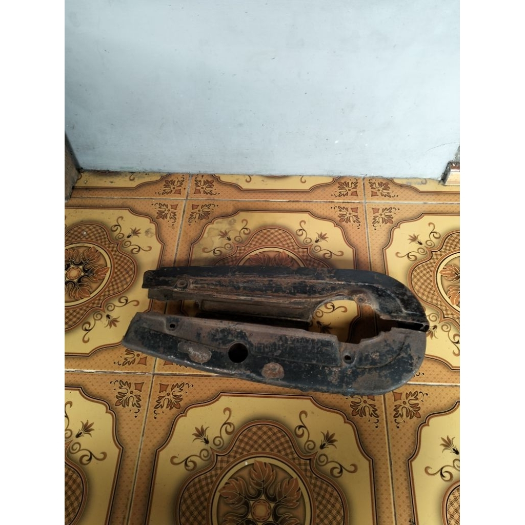 Katengkas tutup rantai gl100 gl125 cb100 k5 original