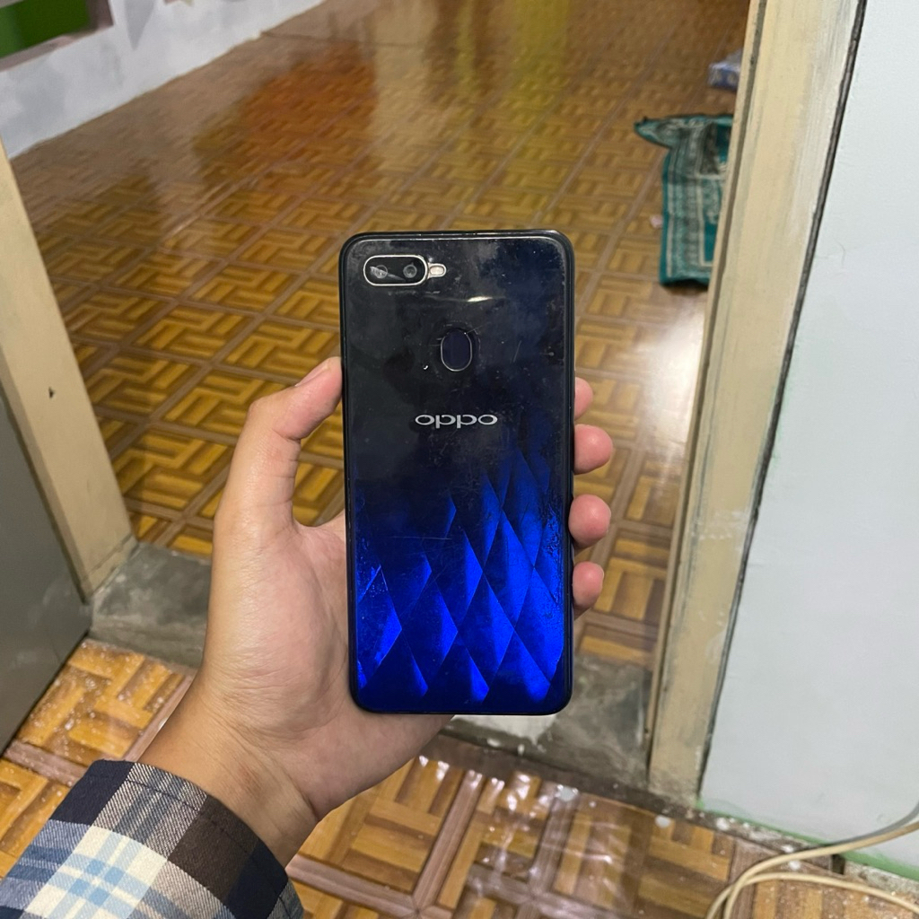 oppo f9 4/64gb bekas