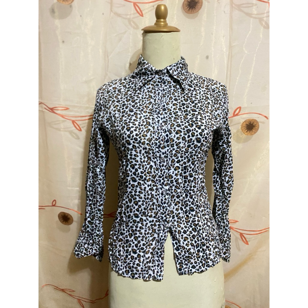Peeloved Kemeja motif macan