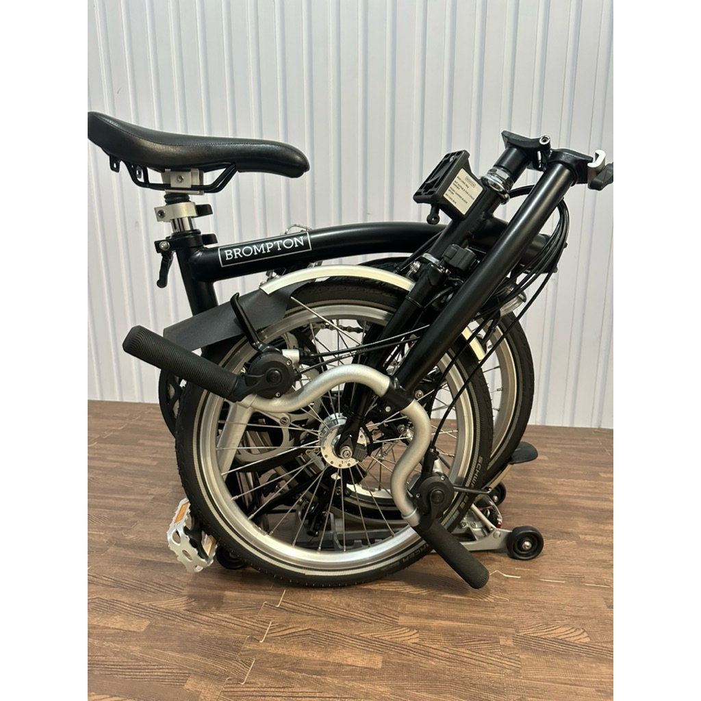 Brompton H6RD black  2019 istimewa sepeda
