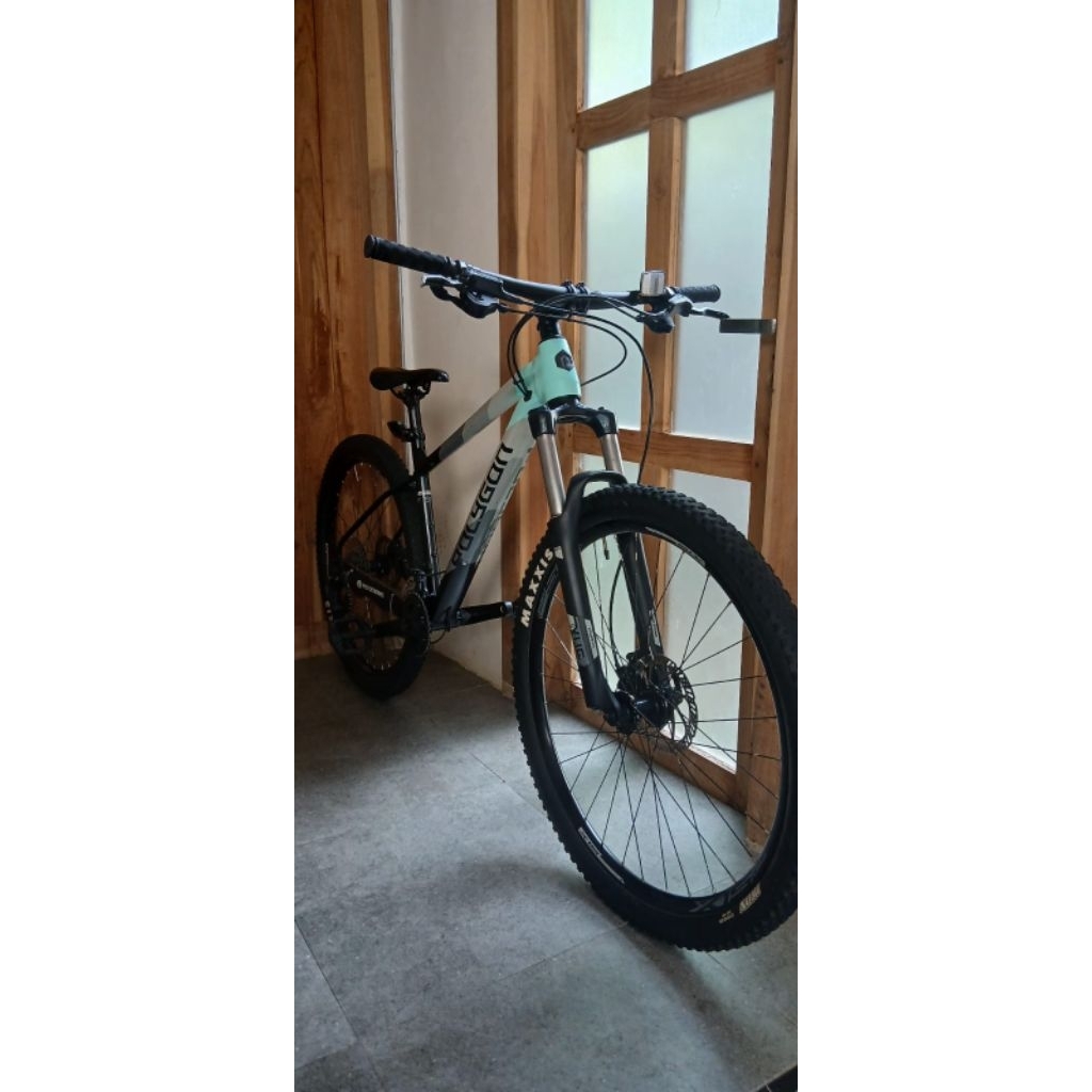 Sepeda polygon Xtrada 5 size M27.5 second