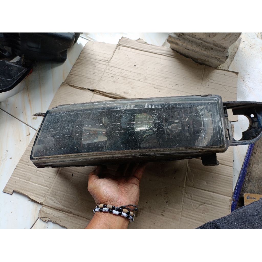 HEAD LAMPU KANAN GALANT HIU