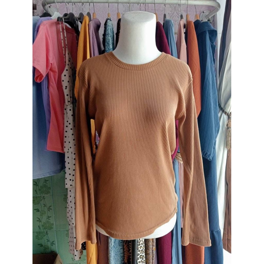 kaos lengan panjang knit