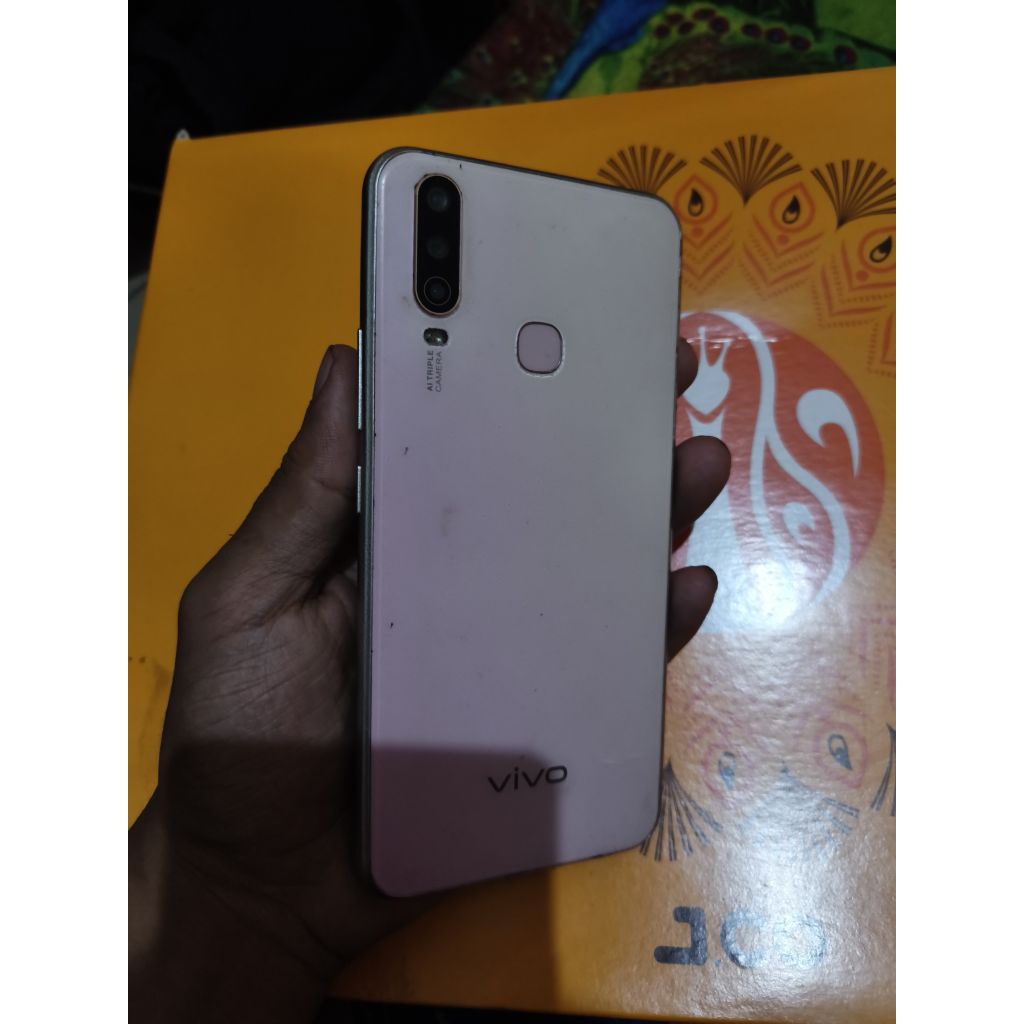 vivo y17 second bekas 4/64