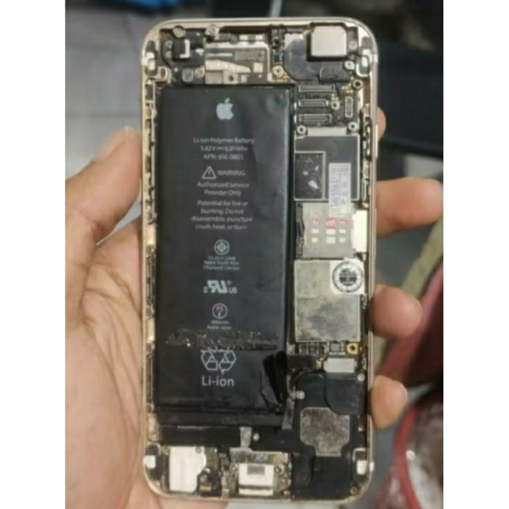 Mesin dan backdoor Iphone 6 normal