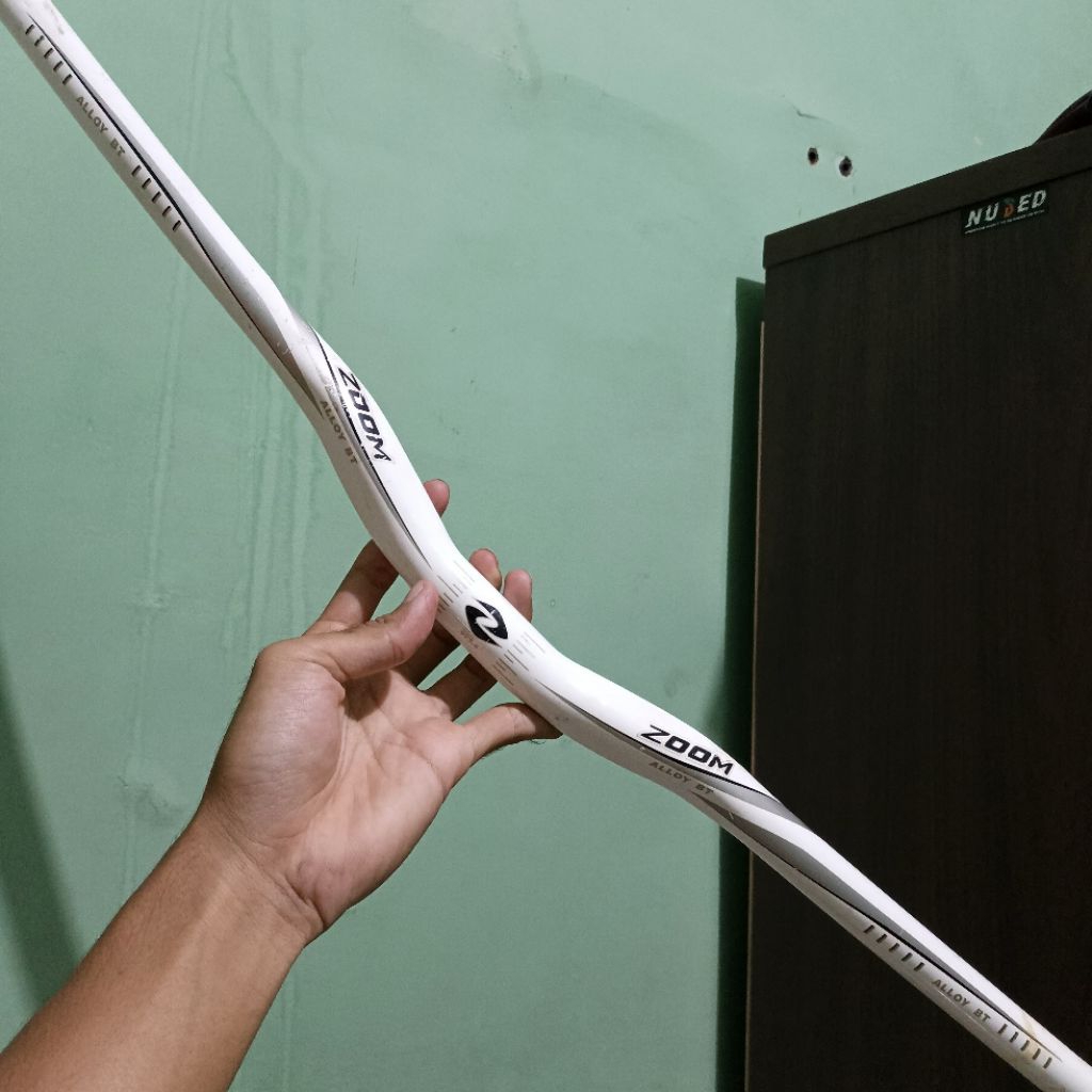 ZOOM HANDLEBAR / STANG SEPEDA MTB ALLOY 25,4 ZOOM WHITE