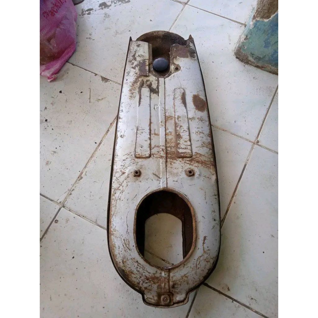 TUTUP RANTAI KATENGKAS SUZUKI RC80 ORIGINAL