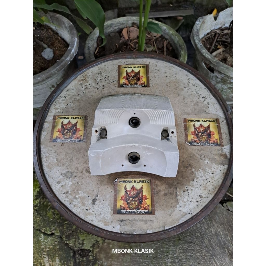 rumah stoplamp vespa excel ORIGINAL SIEMA stoplamp vespa excel lampu belakang vespa excel lampu exce