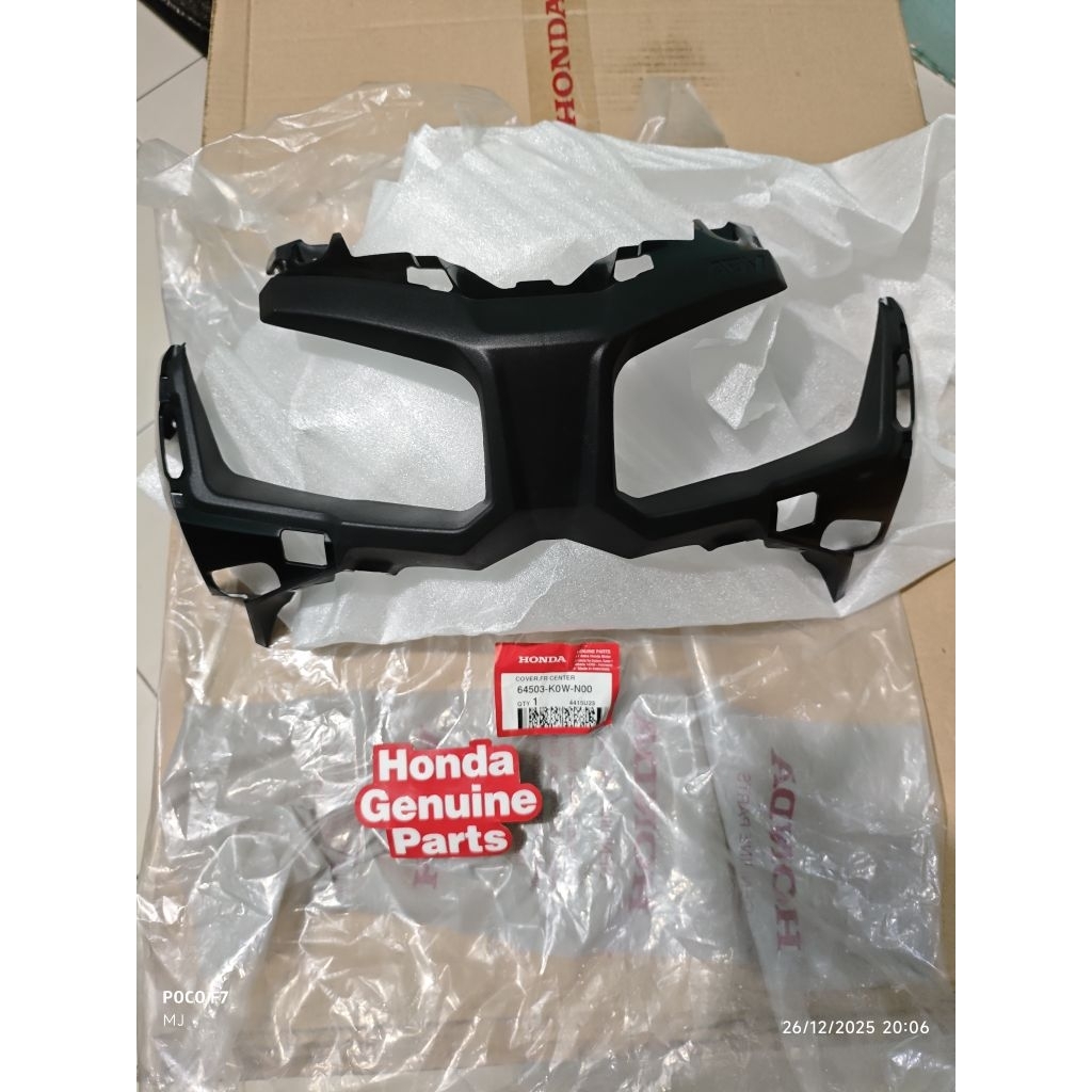 64503K0WN00 / COVER FR CENTER ADV 150 & 160