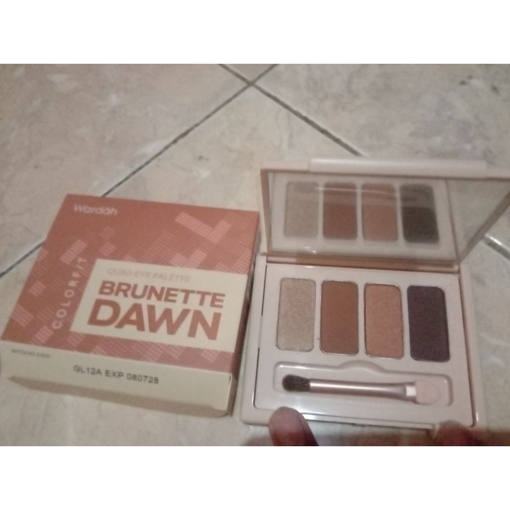 Palet Eyeshadow Wardah Colorfit Quad Eye 4 Warna