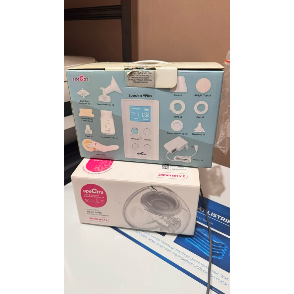 Preloved spectra 9+ (include sparepart handsfree)