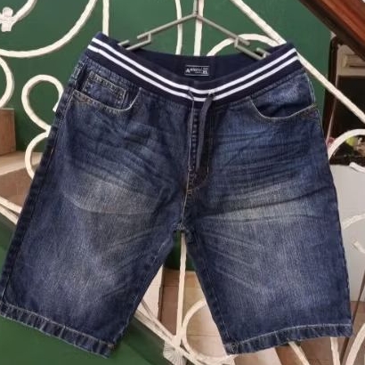 CELANA PENDEK ARIZONA JEANS XL PRIA
