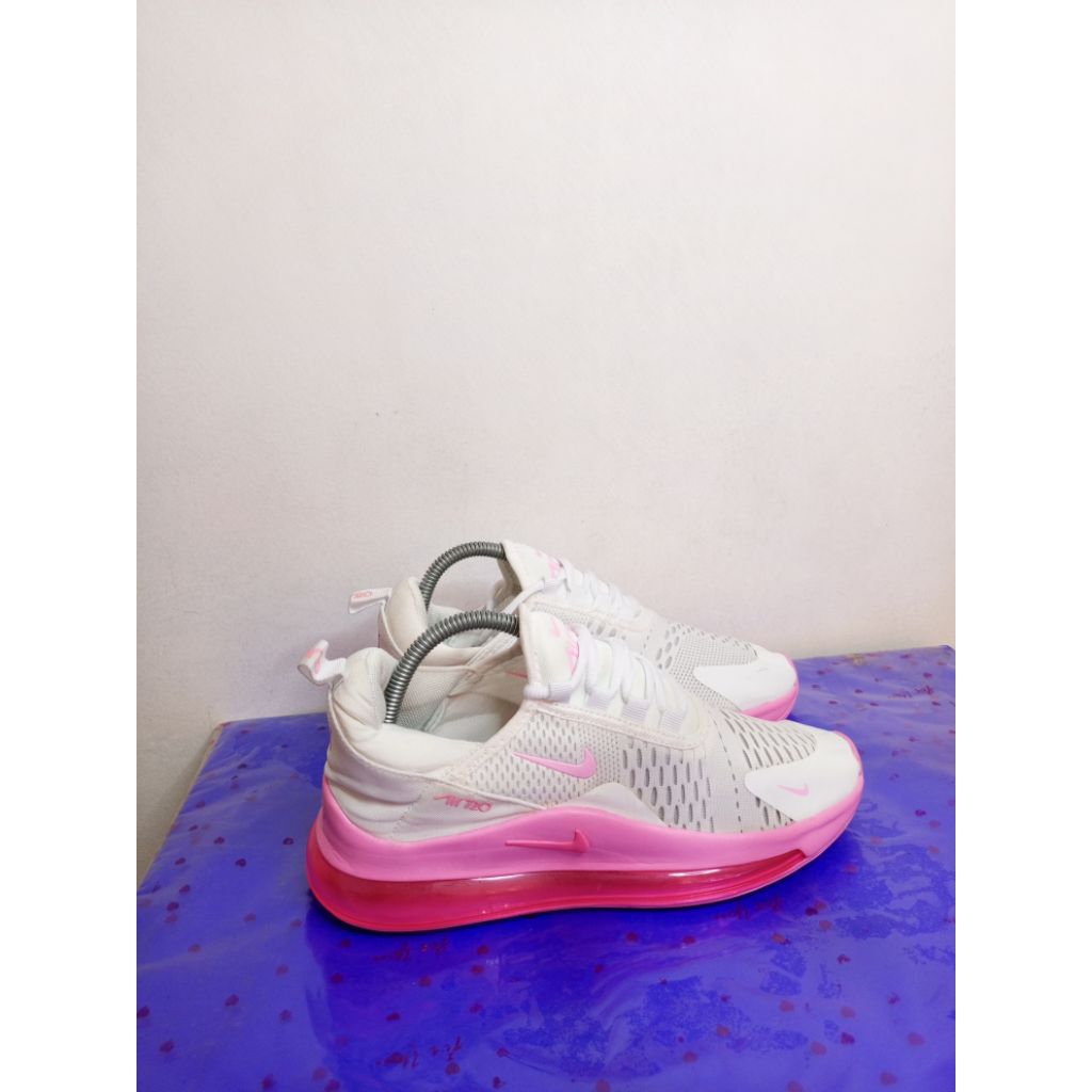Sepatu second Nike Air max 720