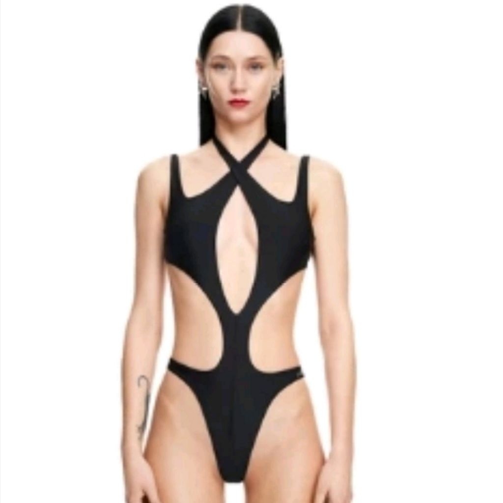Baju Renang Wanita Mugler x H&M Halterneck Cut-Out Swimsuit