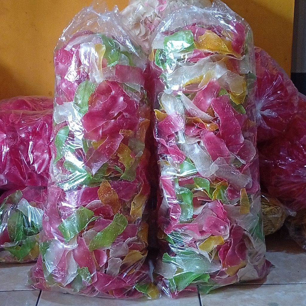1 Ball (4 kg ) kerupuk soto/sroto Sokaraja