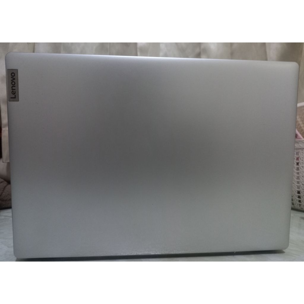 Laptop Lenovo Slim 1