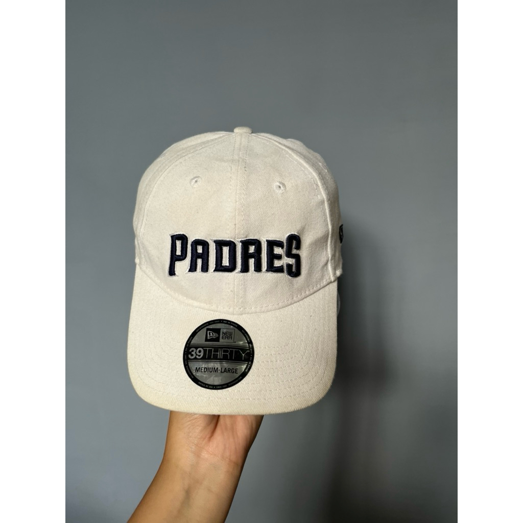 preloved topi Padres