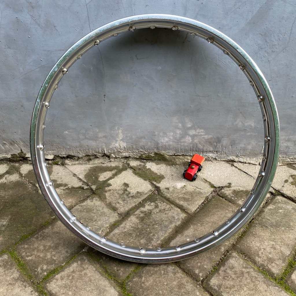 velg hm tengah honda astrea prima grand bulus UK 120/17 original