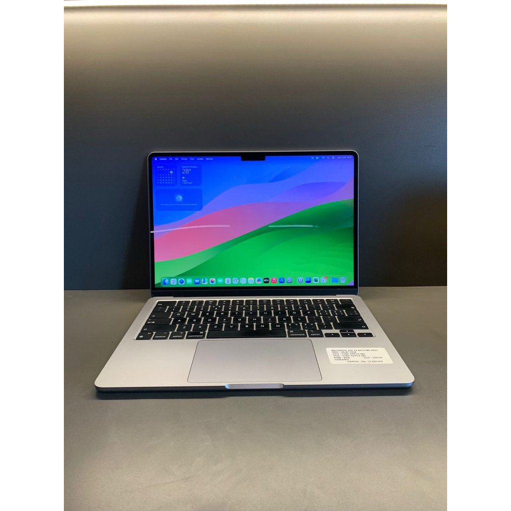 Macbook Air 14 Inch M2 2022 Chip Apple M2 8GB 256GB