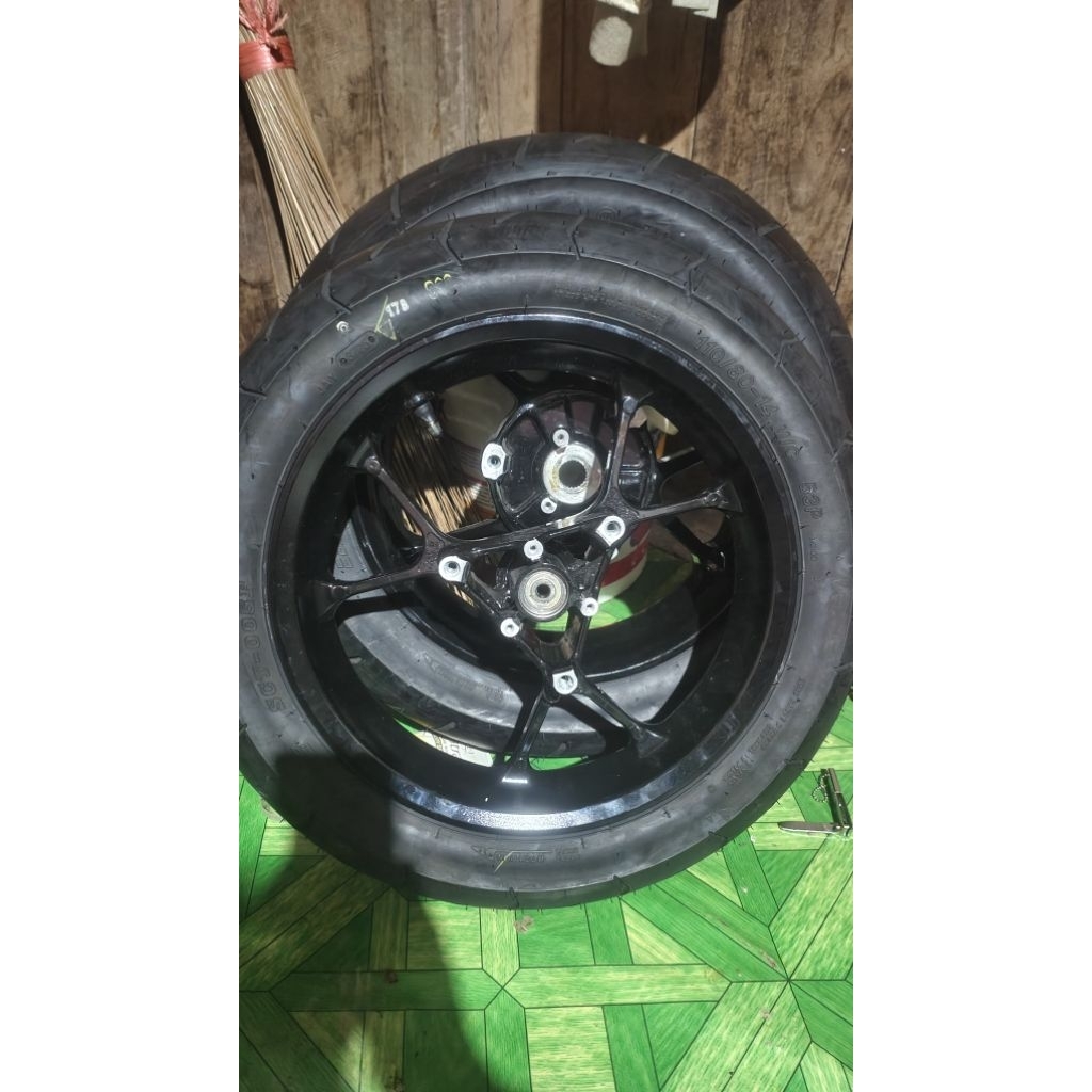 BAN STANDAR AEROX TURBO DEPAN BELAKANG