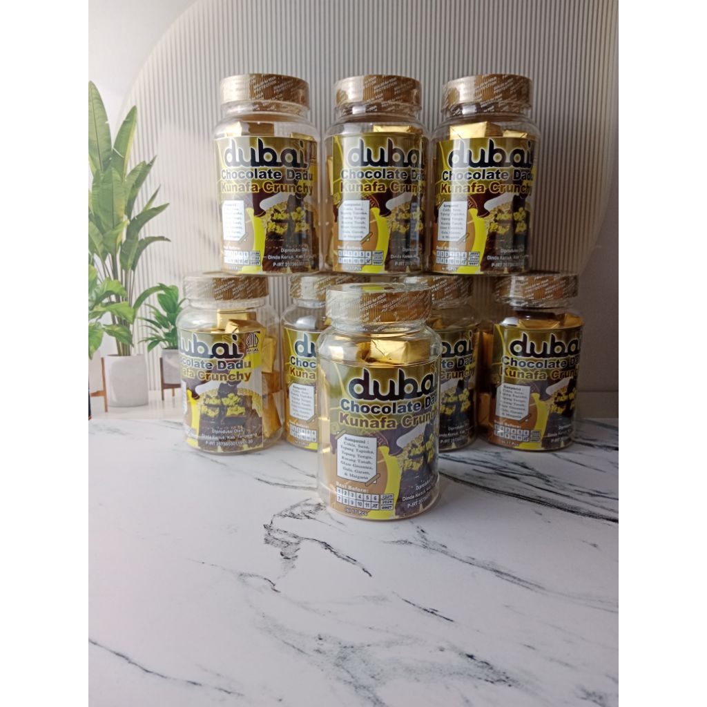 Dubai Chocolate Dadu Kunafa Crunchy/isi 17 pcs per toples/dijual 2000an/jajanan anak-anak jaman now.