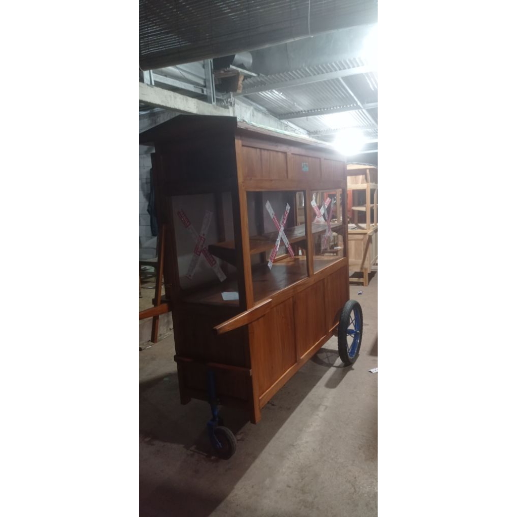 Gerobak ketoprak, Gerobak gorengan, gerobak rotibakar, gerobak martabak dll