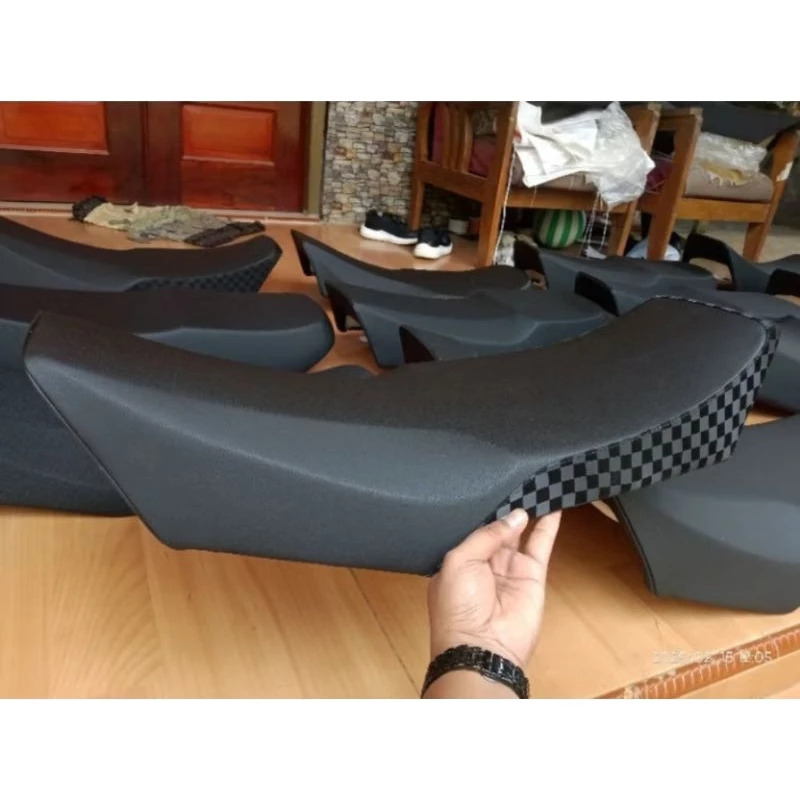 Jok Motor RX King Catur Amplas Polos - Jok RX KING BANDUNG STYLE COAK PAHA Desain Stylish dan Modern