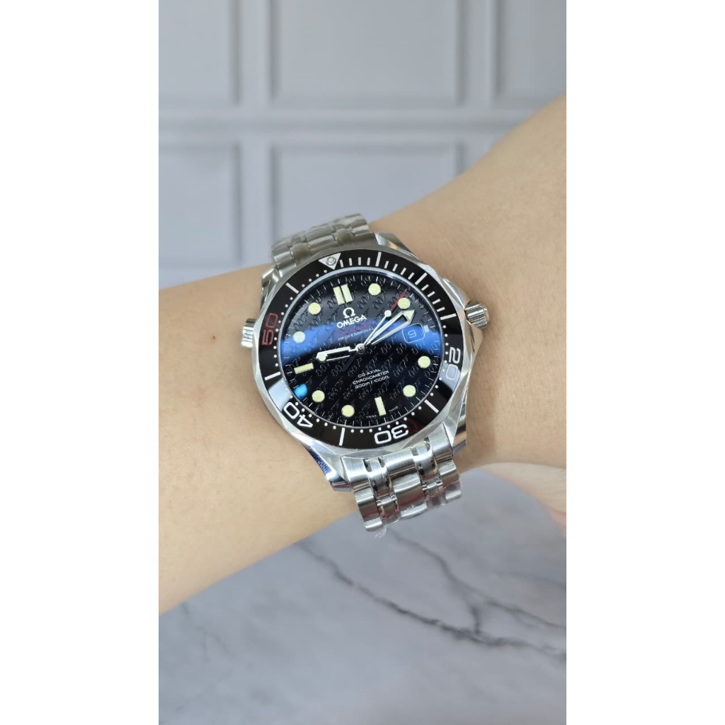 Jam Omega Diver 300 Anniversary 50TH Black Dial Ceramic Swiss Automatic Factory