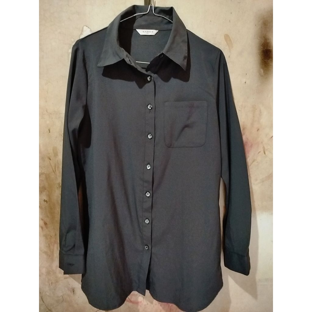 Preloved Atasan Wanita Kemeja Abu-Abu Kemeja Kantor Wanita Kemeja Kerja Atasan