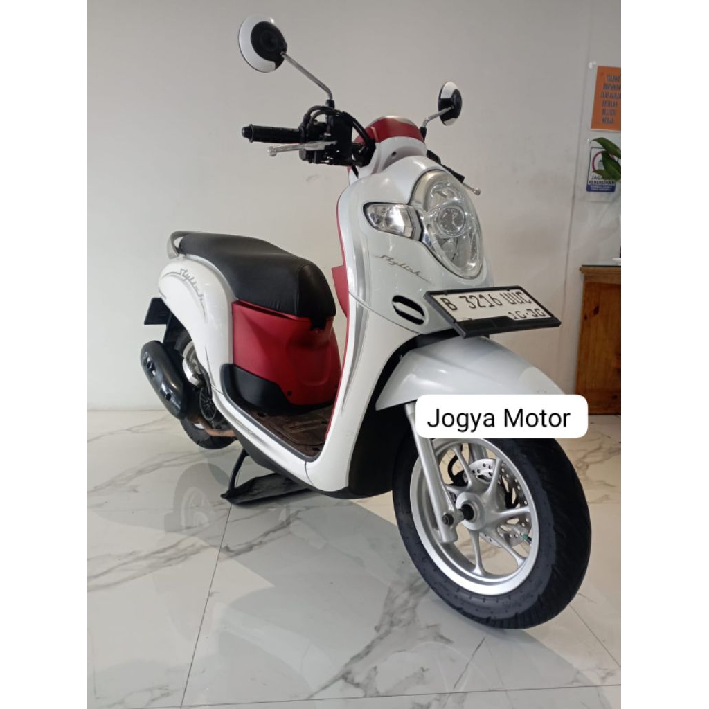 Honda Scoopy stylish th 2019 motor second berkualitas bagus