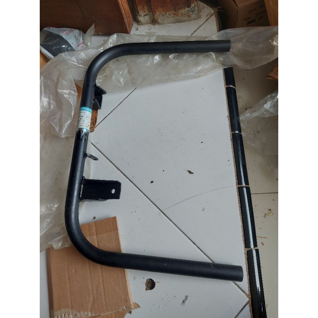 standar tengah vespa original danmotor biru