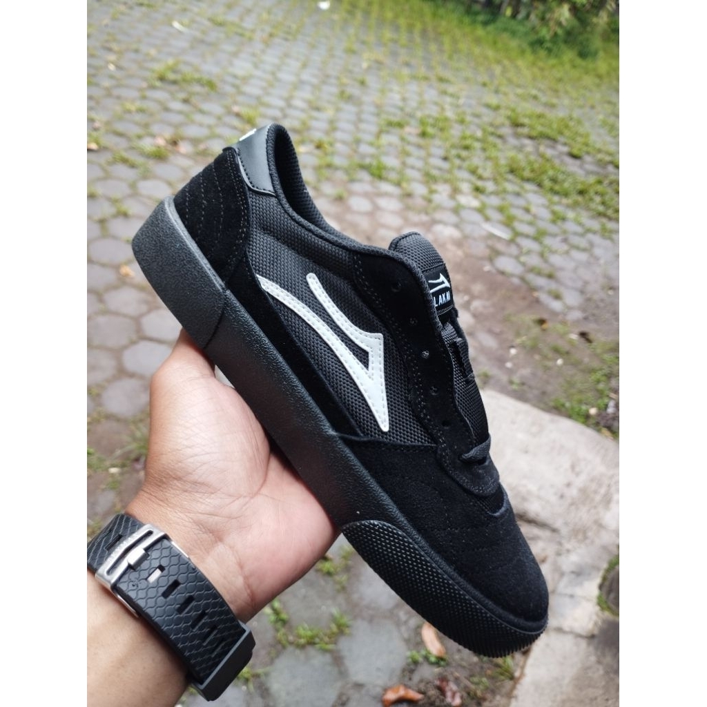 Lakai cambridge black suede
