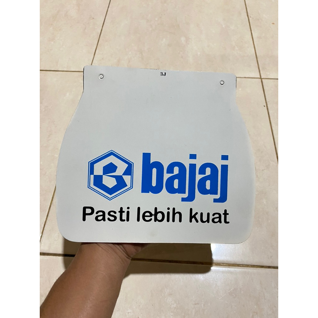 kepet air vespa bajaj