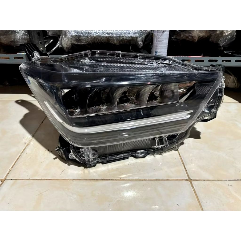 Headlamp lampu depan DAIHATSU NEW AYLA LED 2023-2025
