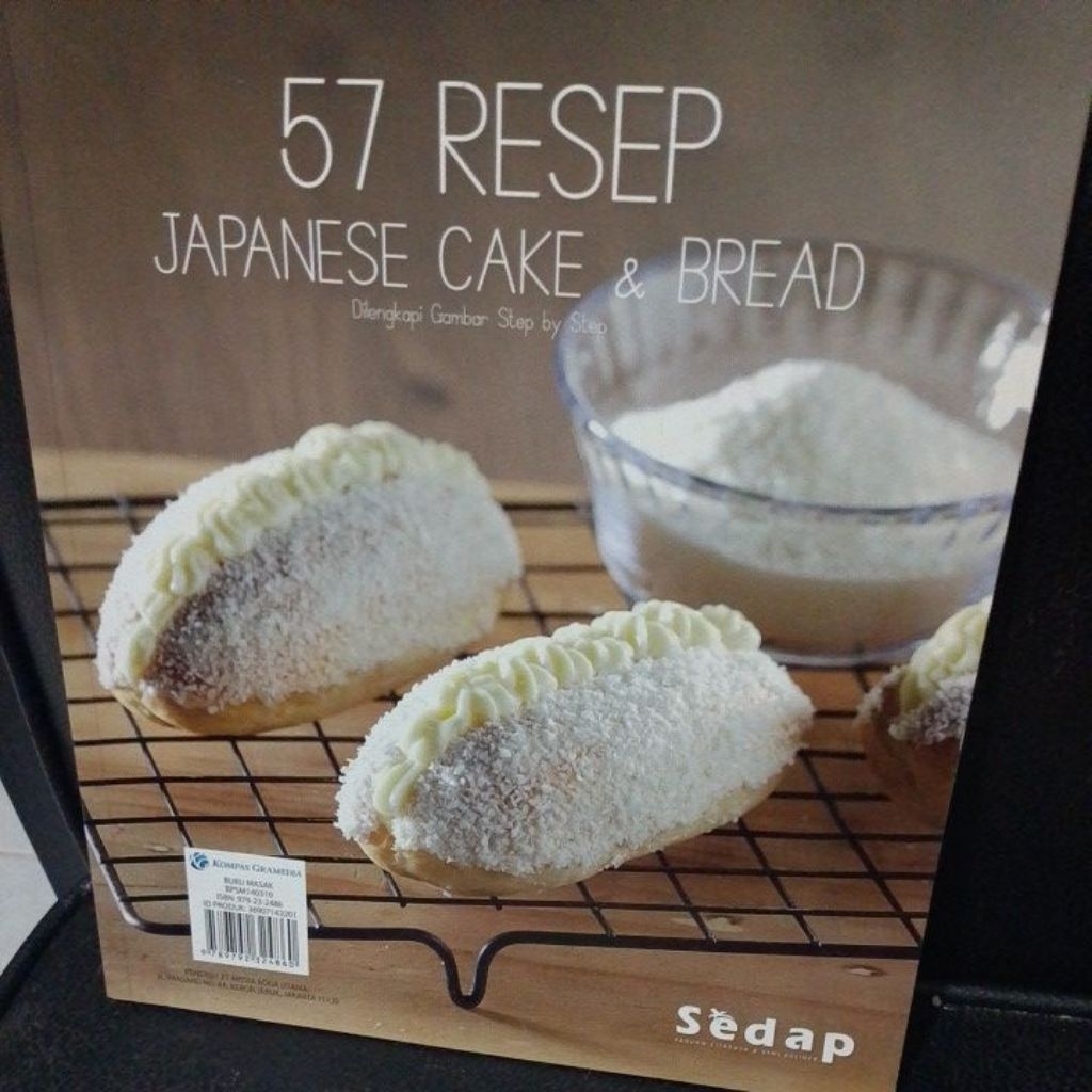 Buku masak 57 Resep Japanese Cake dan Bread original