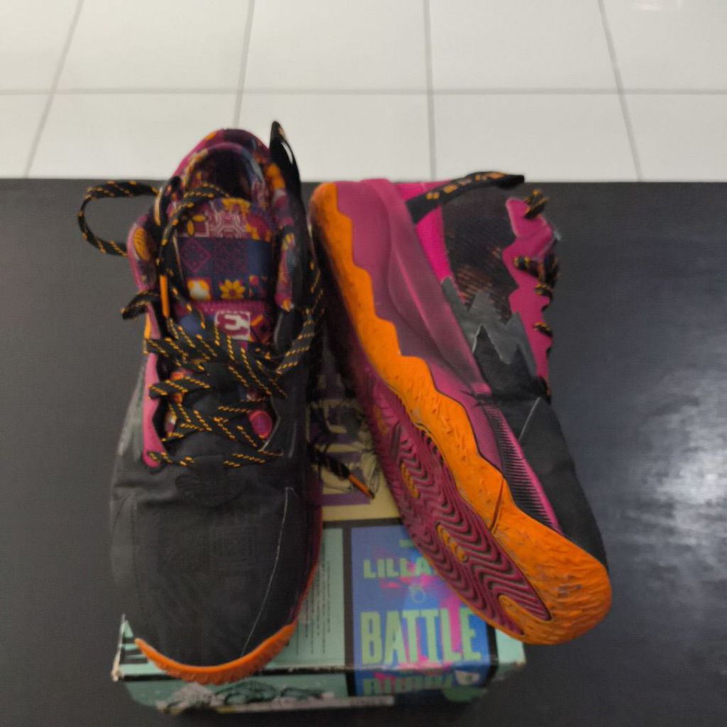 Sepatu Basket Adidas Dame 8 - Bekas