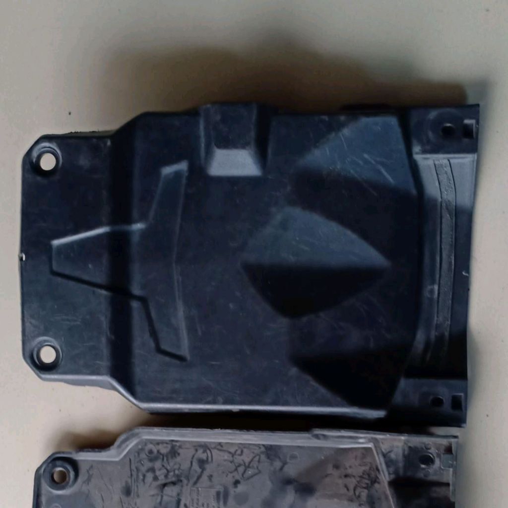 COVER FENDER REAR NS200 BODI KOLONG BELAKANG PULSAR KAWASAKI 200NS COVER BODI BODY BELAKANG BAWAH LU