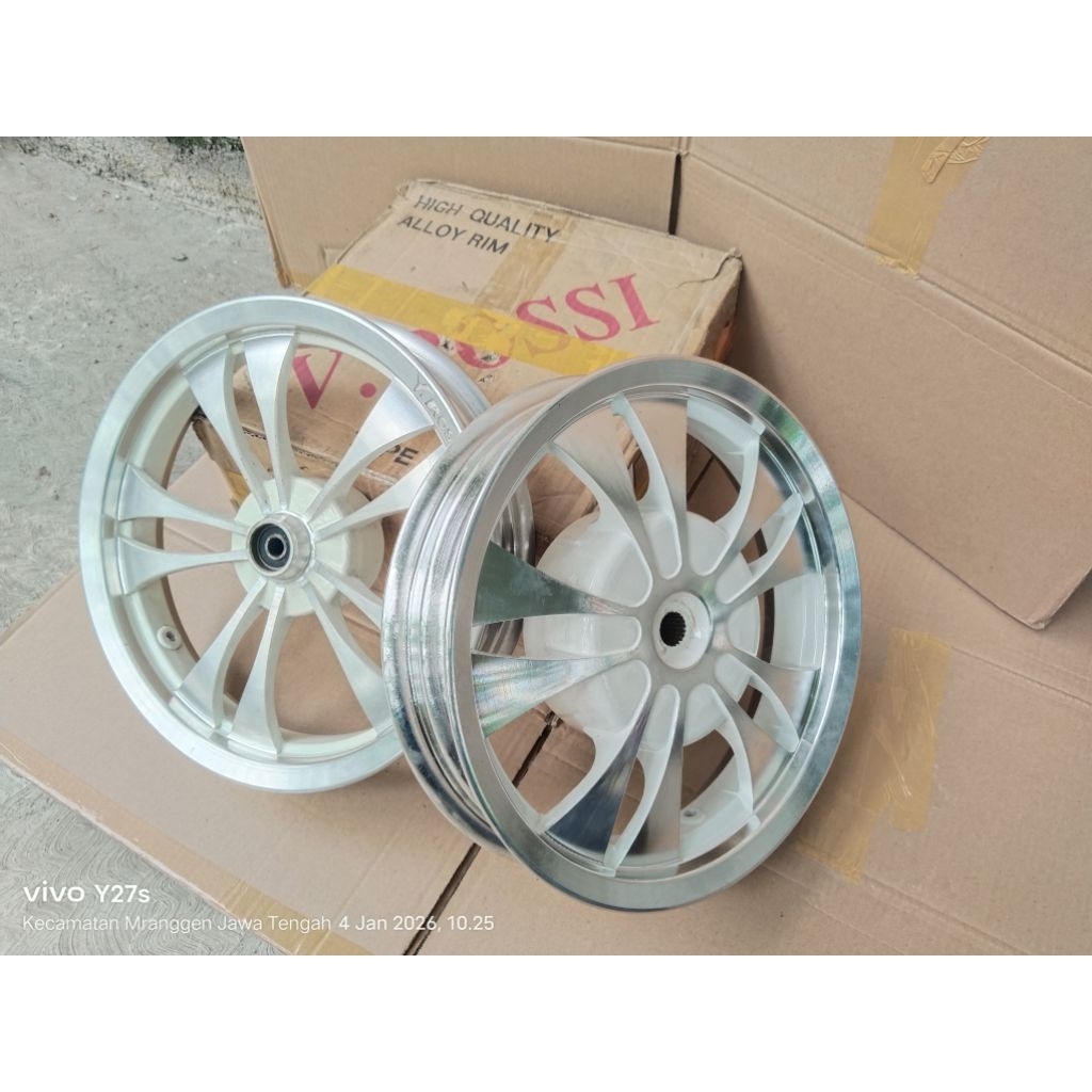 Velg V Rossi Scoopy R12